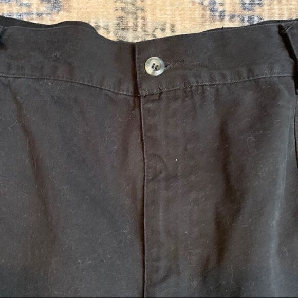 Croft & Barrow Men's black cargo hiking shorts with side elastic 44 - Picture 3 of 7